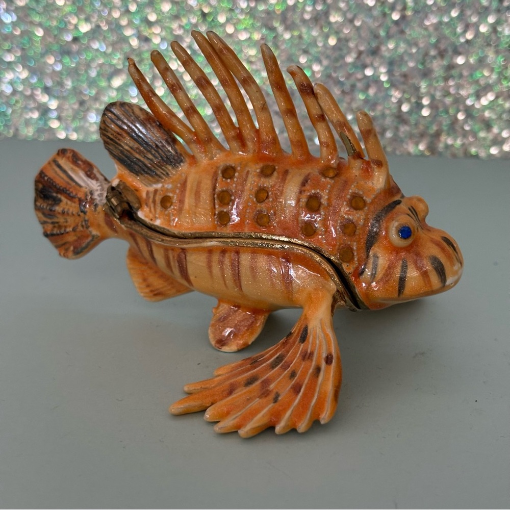LION FISH Enamel Painted Hinged Treasures Trinket Box